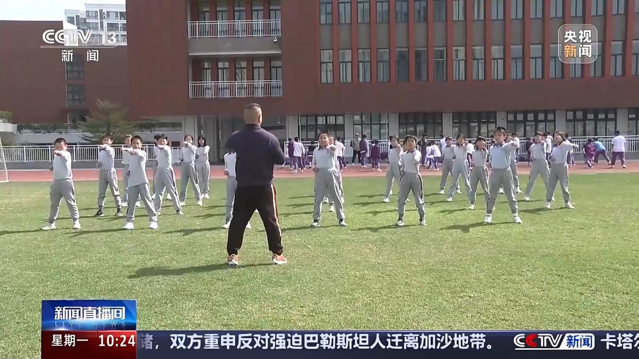 成为连接全