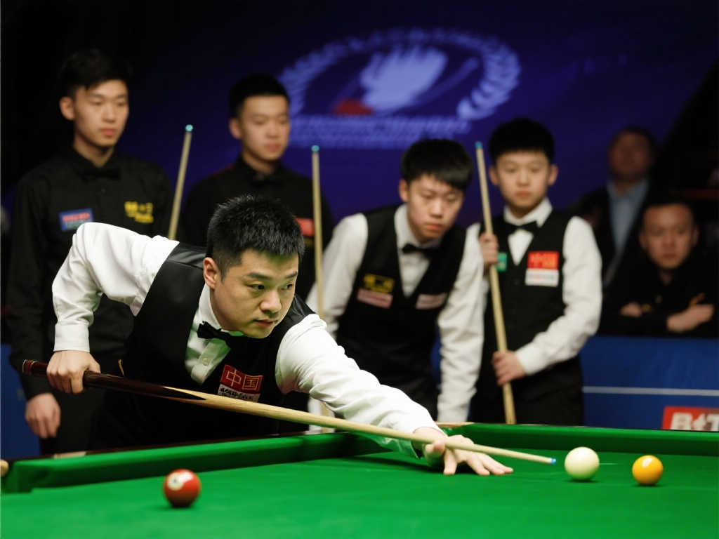 這位年輕的 這位年輕的