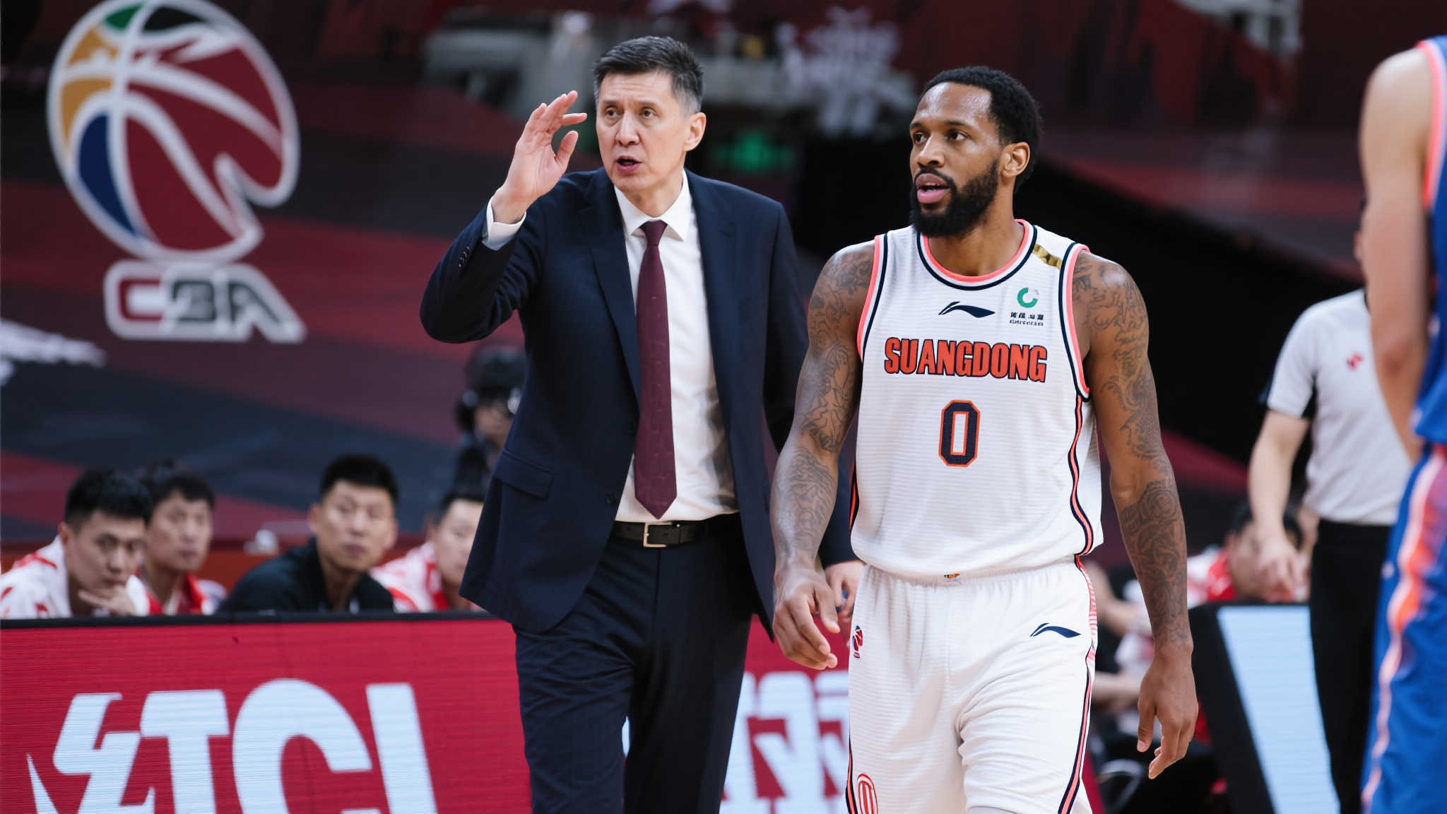 還讓整個足 還讓整個足